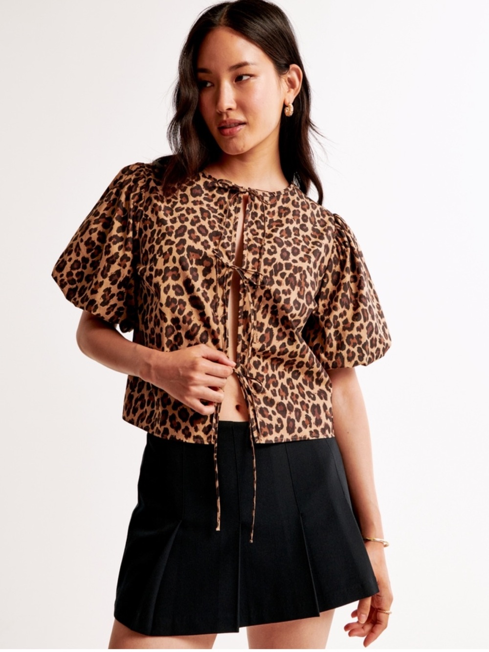 Abercrombie and Fitch Short Sleeve Tie Front Top Leopard - Sz medium
